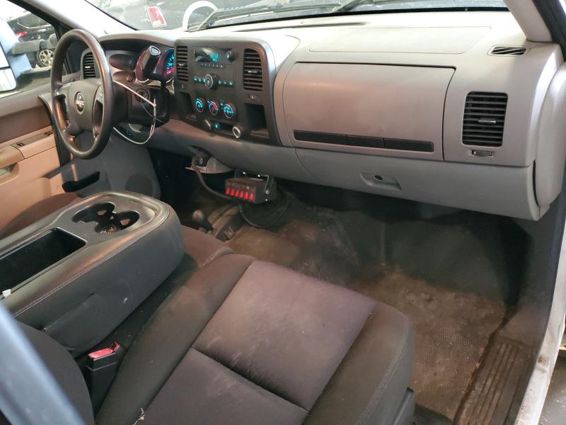Photo 8 from auction – 2011 GMC SIERRA K25 with VIN 1GT02ZCG8BF123231