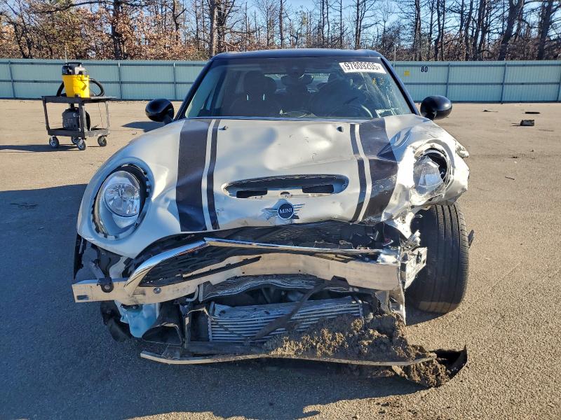Photo 5 from auction – 2019 MINI COOPER with VIN WMWLU5C59K2L08567