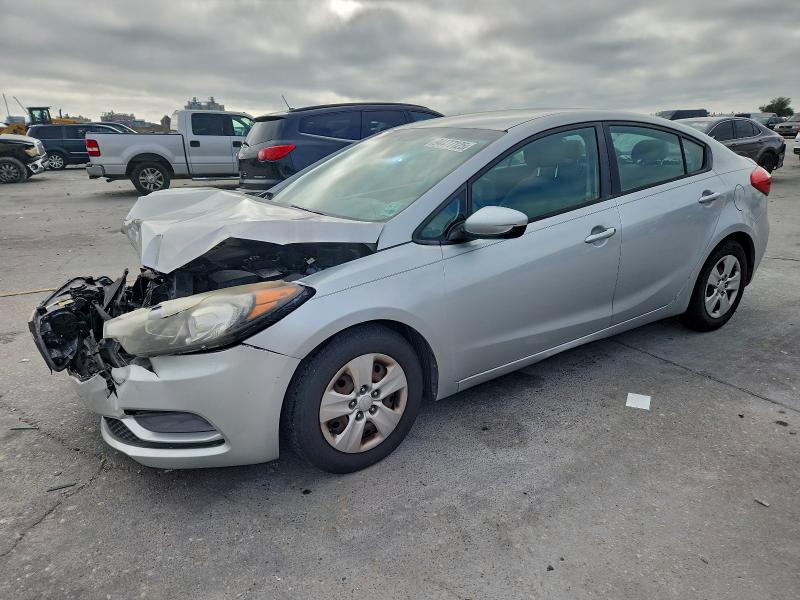 KIA FORTE LX 2015 with VIN KNAFK4A67F5429336 - Photo from auction