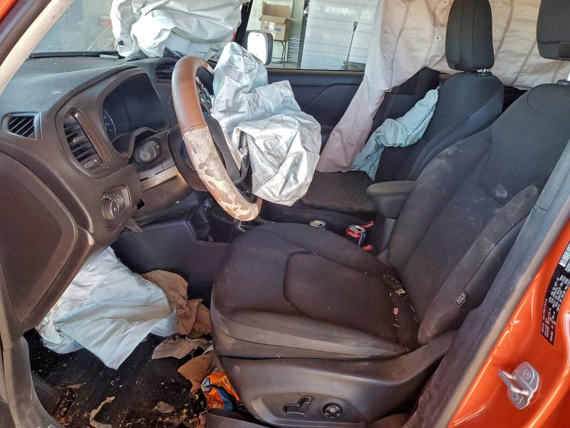 Photo 7 from auction – 2018 JEEP RENEGADE with VIN ZACCJABB9JPH63385
