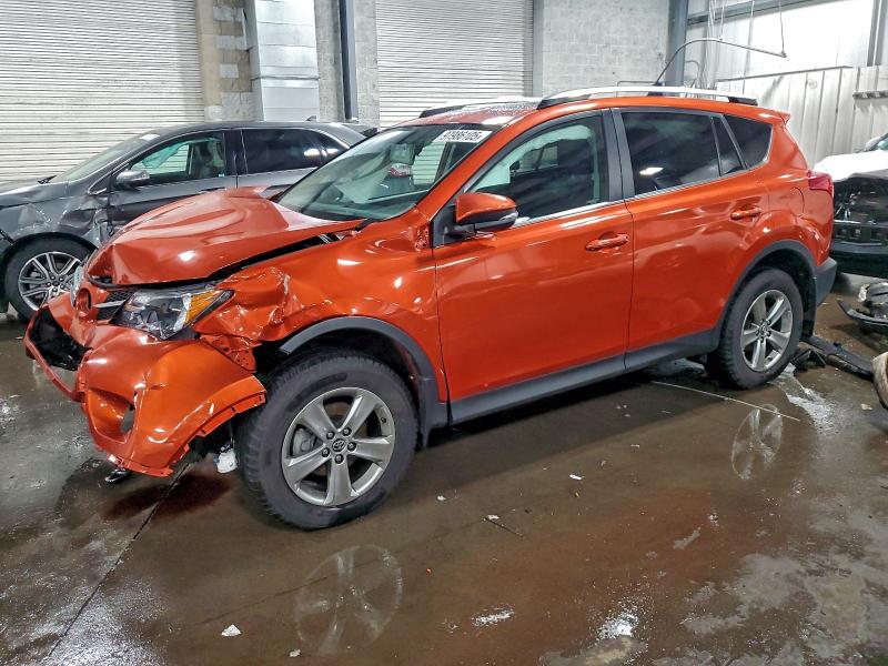 Photo 1 from auction – 2015 TOYOTA RAV4 XLE with VIN 2T3RFREVXFW247058