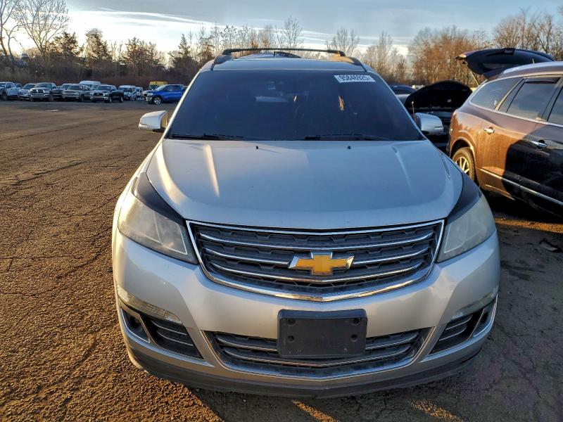Photo 5 from auction – 2014 CHEVROLET TRAVERSE L with VIN 1GNKVJKD3EJ117046