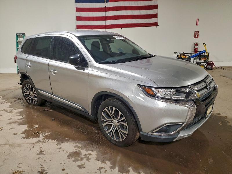 Photo 4 from auction – 2018 MITSUBISHI OUTLANDER with VIN JA4AD2A35JZ002914