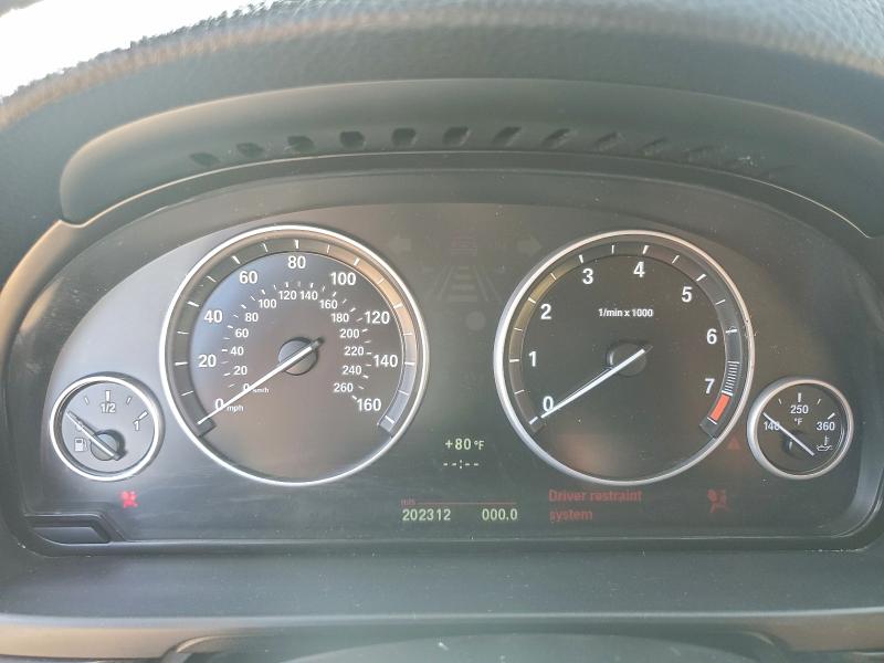 Photo 9 from auction – 2011 BMW 528 I with VIN WBAFR1C54BDS36320