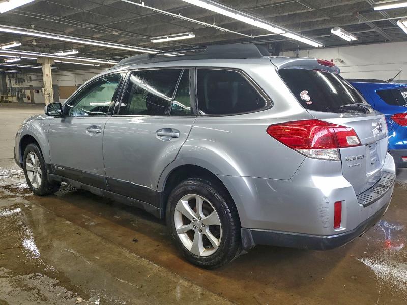 Photo 2 from auction – 2013 SUBARU OUTBACK 2. with VIN 4S4BRCGC8D3201029