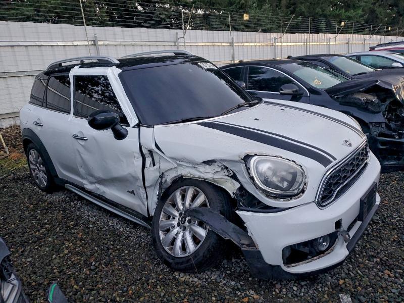 Photo 4 from auction – 2020 MINI COOPER S C with VIN WMZYX1C05L3L90032