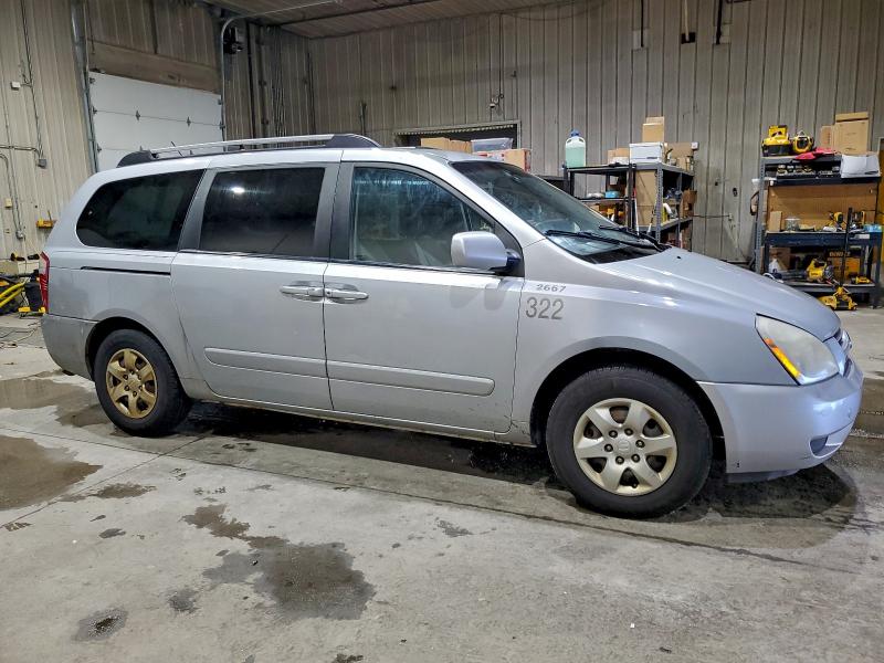 Photo 4 from auction – 2009 KIA SEDONA EX with VIN KNDMB233196275089