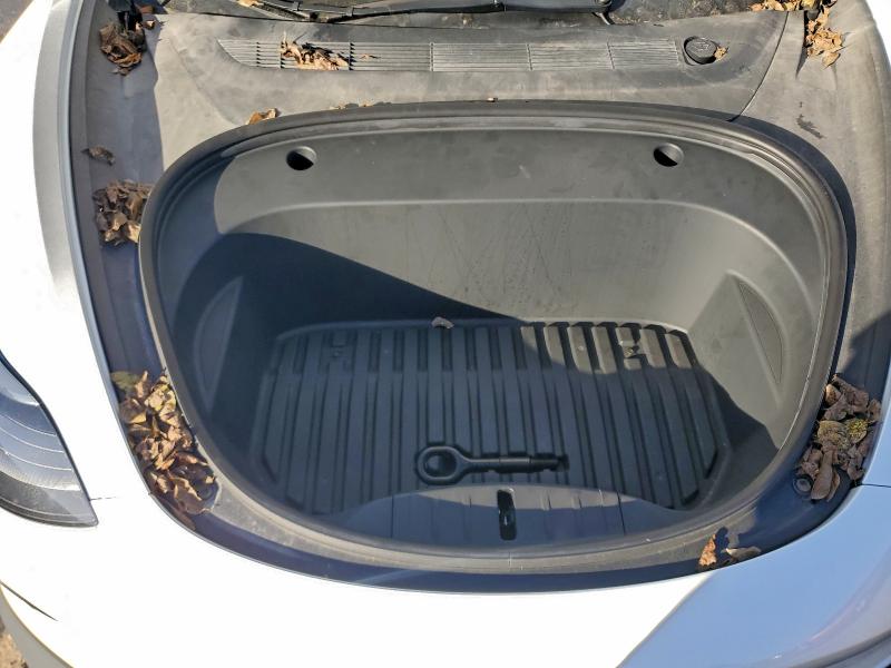 Photo 11 from auction – 2021 TESLA MODEL 3 with VIN 5YJ3E1EC8MF991043