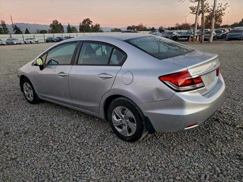 صورة رقم 2 من المزاد - 2013 HONDA CIVIC LX مع VIN 19XFB2F59DE080592