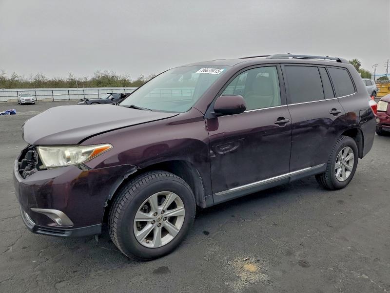 TOYOTA HIGHLANDER 2013 with VIN 5TDBK3EH8DS189227 - Photo from auction