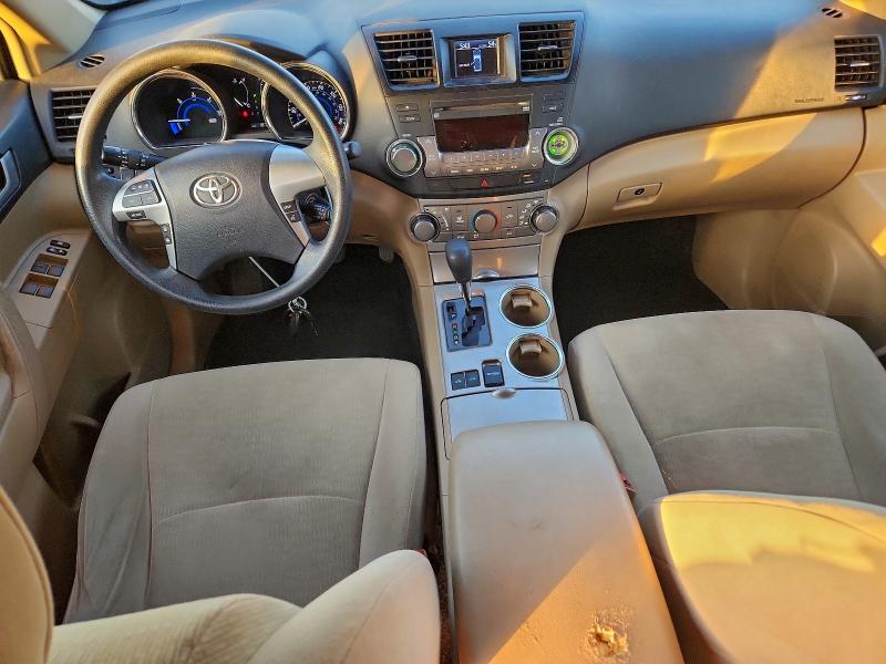 Photo 8 from auction – 2012 TOYOTA HIGHLANDER with VIN JTEBC3EH6C2007376