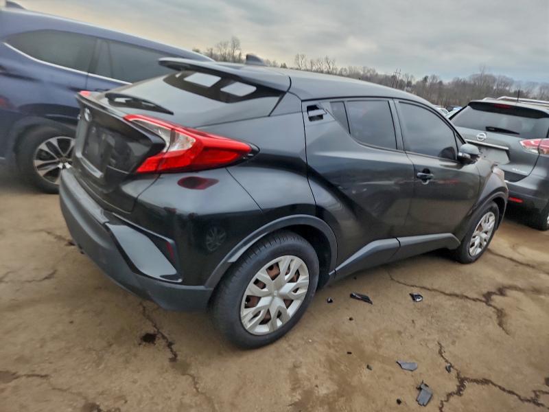 Photo 3 from auction – 2019 TOYOTA C-HR XLE with VIN NMTKHMBX4KR098886