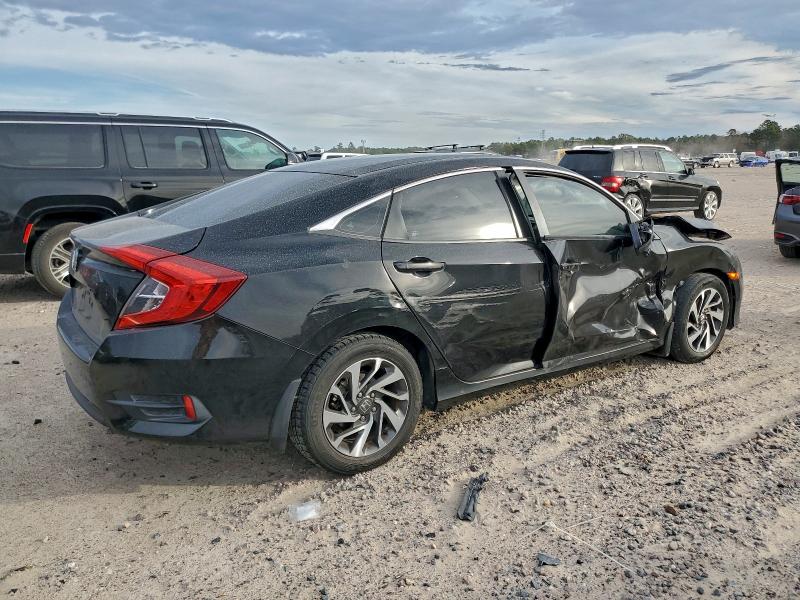 Photo 3 from auction – 2016 HONDA CIVIC EX with VIN 2HGFC2F72GH505420