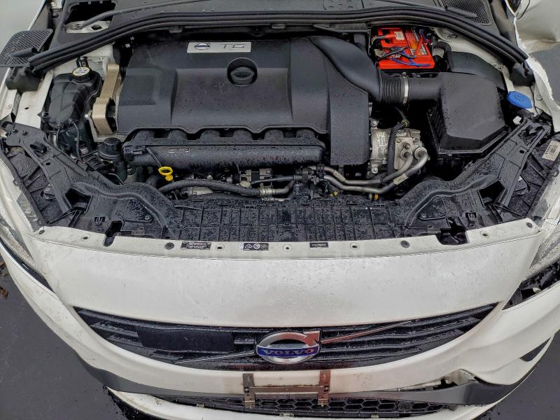 Photo 11 from auction – 2016 VOLVO S60 POLEST with VIN YV1902TS5G2393566