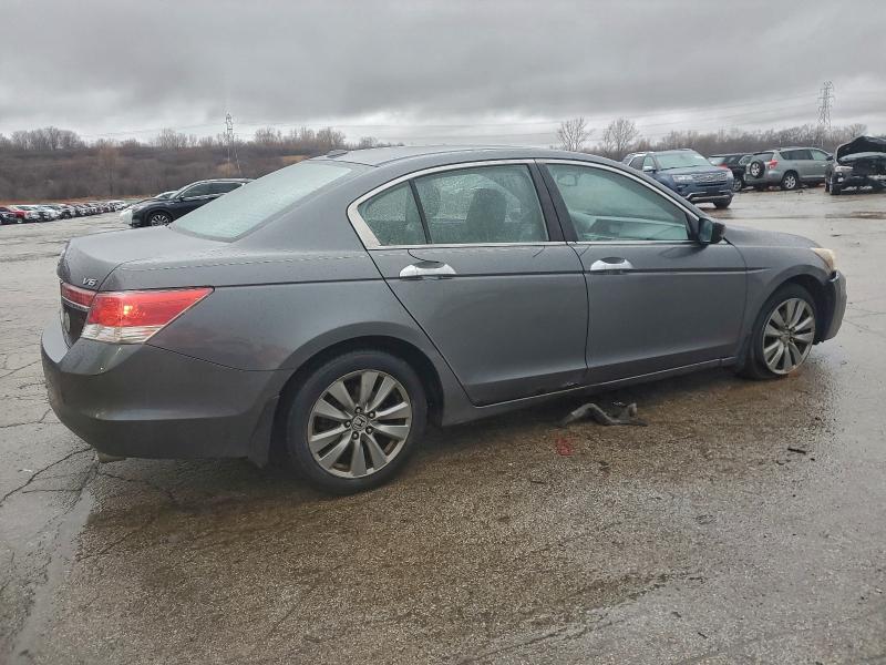 Photo 3 from auction – 2011 HONDA ACCORD with VIN 1HGCP3F82BA019235