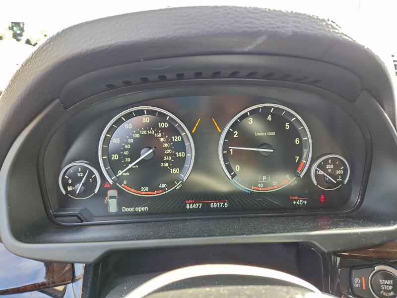 Photo 9 from auction – 2015 BMW X5 XDRIVE3 with VIN 5UXKR0C51F0K54197