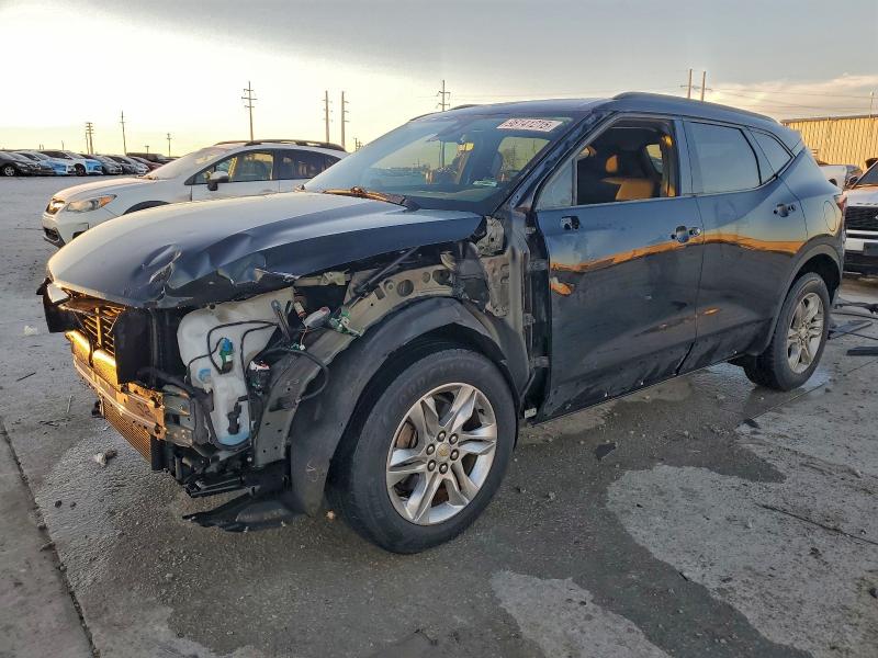 Photo 1 from auction – 2019 CHEVROLET BLAZER 3LT with VIN 3GNKBDRS6KS697899
