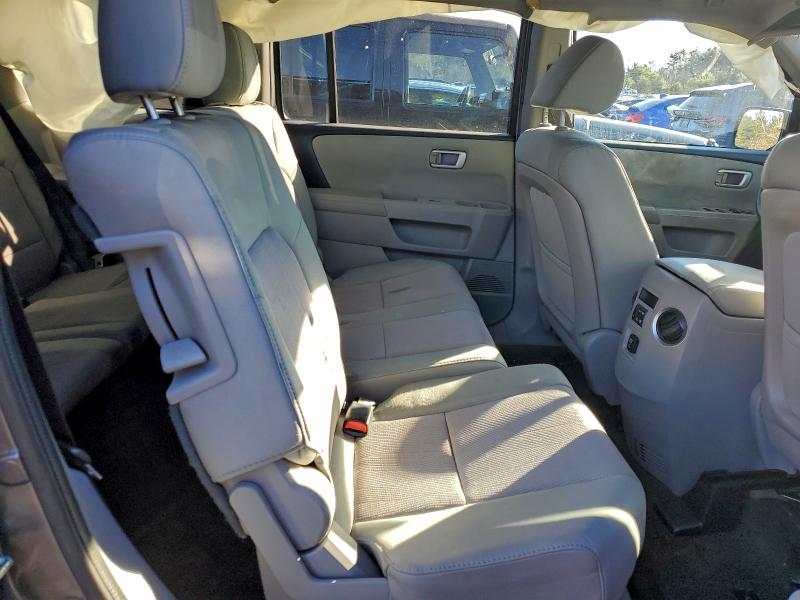 Photo 11 from auction – 2015 HONDA PILOT EX with VIN 5FNYF4H46FB022935