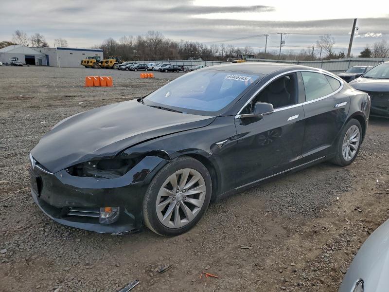 TESLA MODEL S 2018 with VIN 5YJSA1E2XJF286173 - Photo from auction