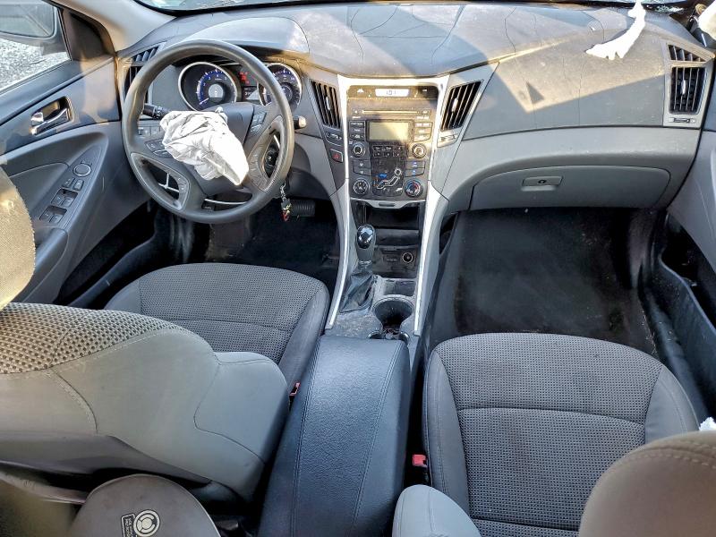 Photo 8 from auction – 2012 HYUNDAI SONATA GLS with VIN 5NPEB4AC1CH473221