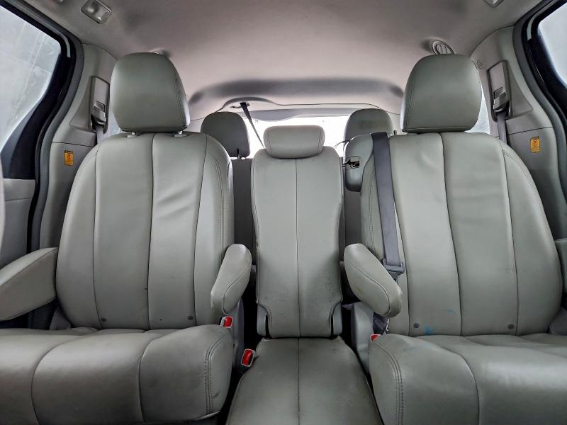 Photo 10 from auction – 2011 TOYOTA SIENNA LE with VIN 5TDKK3DC4BS141288