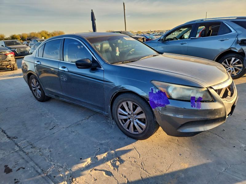 Photo 4 from auction – 2011 HONDA ACCORD with VIN 1HGCP2F84BA067085