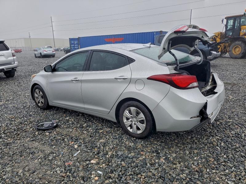 Photo 2 from auction – 2016 HYUNDAI ELANTRA SE with VIN 5NPDH4AE2GH772900