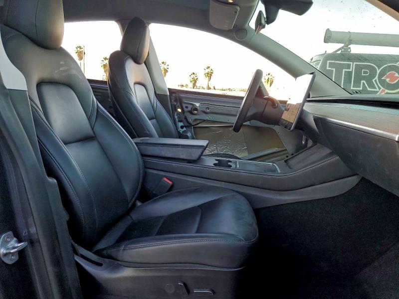 Photo 7 from auction – 2021 TESLA MODEL Y with VIN 5YJYGDEE2MF287455