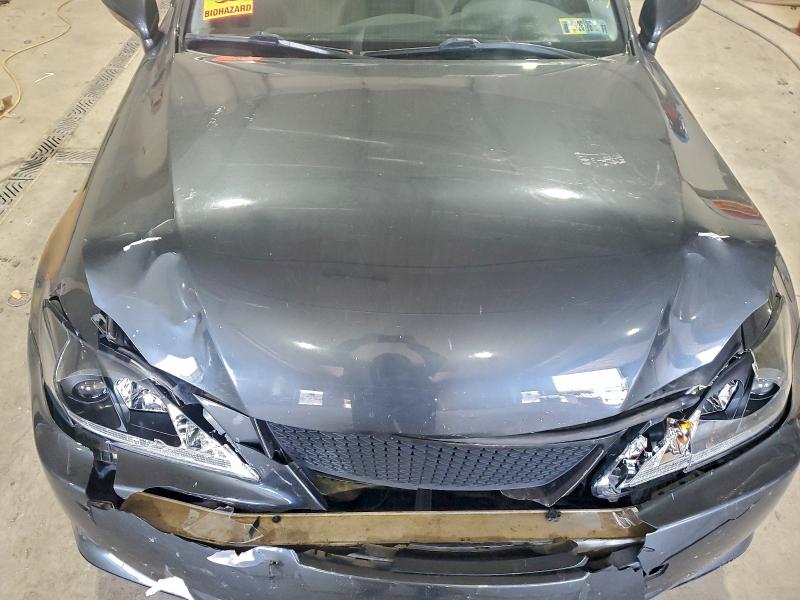 Photo 11 from auction – 2006 LEXUS IS 250 with VIN JTHCK262765006500