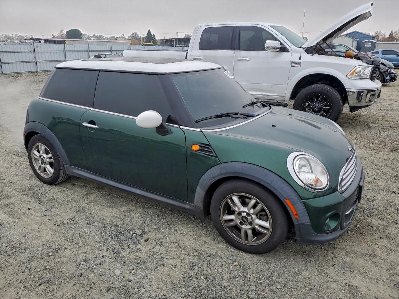 Photo 4 from auction – 2013 MINI COOPER with VIN WMWSU3C57DT544907