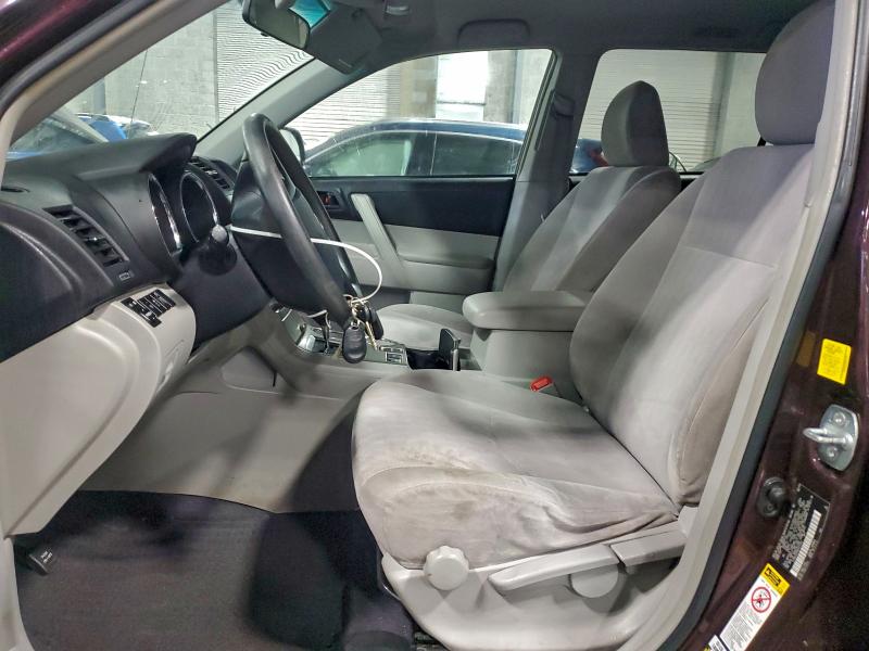 Photo 7 from auction – 2011 TOYOTA HIGHLANDER with VIN 5TDBK3EH5BS072783