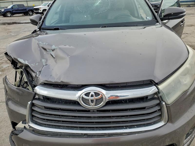 Photo 12 from auction – 2016 TOYOTA HIGHLANDER with VIN 5TDJKRFH0GS291462
