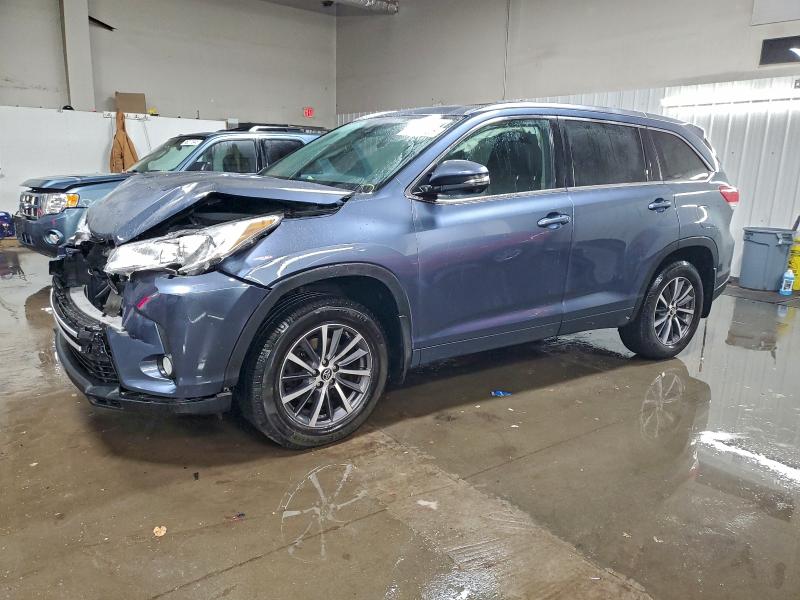 TOYOTA HIGHLANDER 2018 con VIN 5TDJZRFH2JS817979 - Foto de la subasta