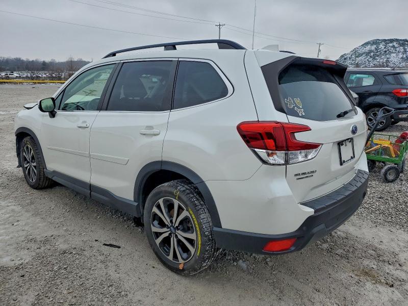 Photo 2 from auction – 2019 SUBARU FORESTER with VIN JF2SKAUC1KH401530
