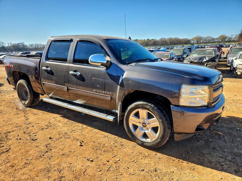 Foto 4 de la subasta – 2011 CHEVROLET SILVERADO con VIN 3GCPCSE04BG205071