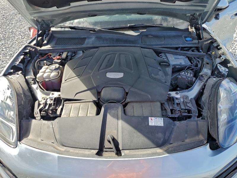 Photo 11 from auction – 2020 PORSCHE CAYENNE S with VIN WP1AB2AY4LDA27681