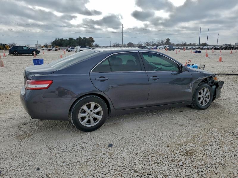 Photo 3 from auction – 2011 TOYOTA CAMRY BASE with VIN 4T1BF3EK9BU687313