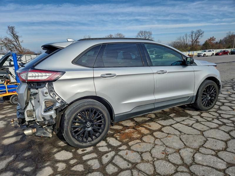 Photo 3 from auction – 2017 FORD EDGE with VIN 2FMPK3G96HBB52384