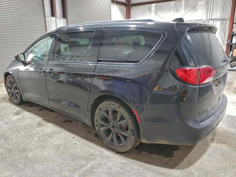 Photo 2 from auction – 2020 CHRYSLER PACIFICA with VIN 2C4RC1EG6LR286604