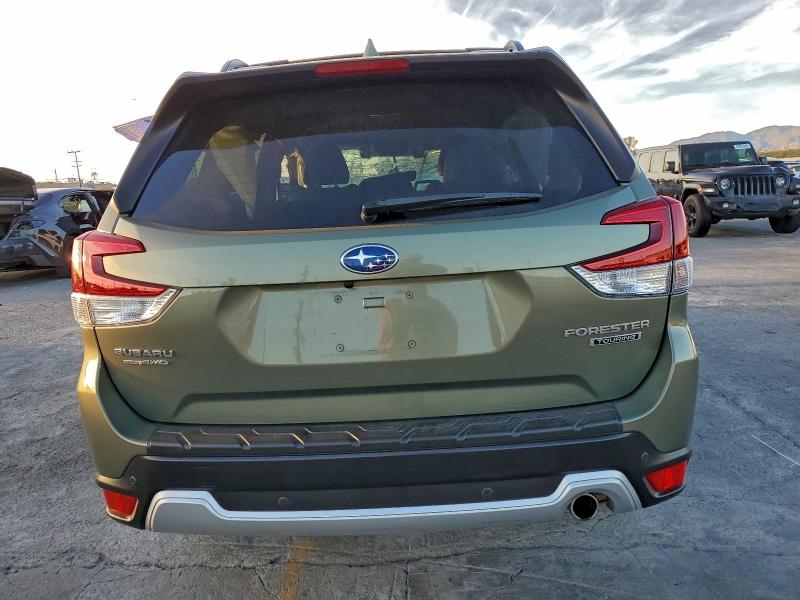 Photo 6 from auction – 2020 SUBARU FORESTER T with VIN JF2SKAXC7LH400086