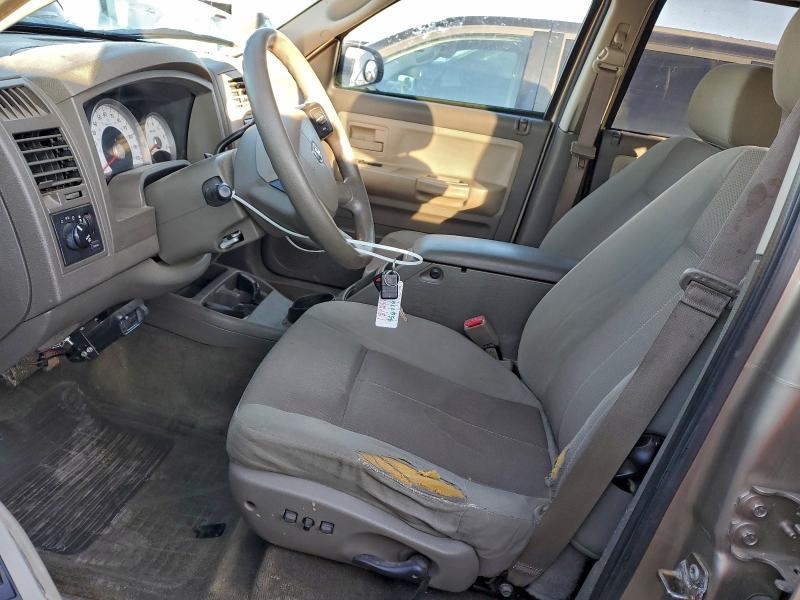 Photo 7 from auction – 2005 DODGE DAKOTA QUA with VIN 1D7HW48K05S149749