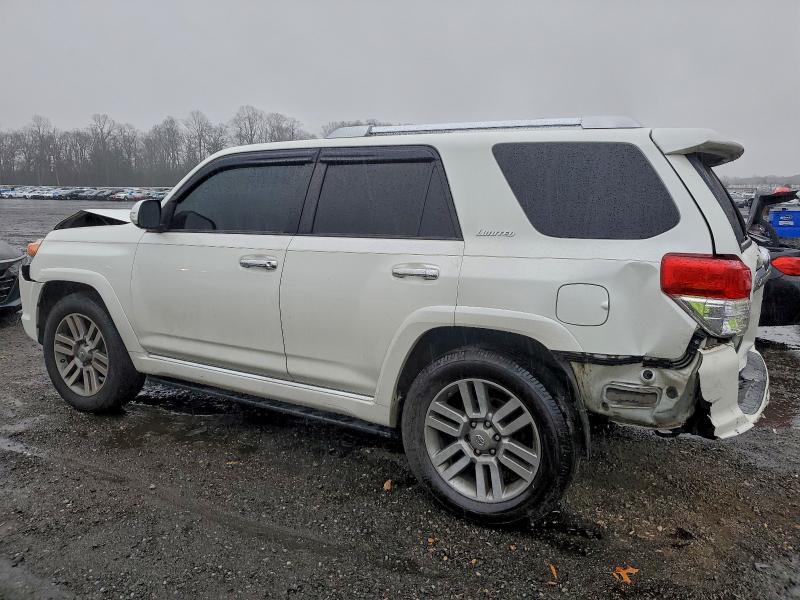 Photo 2 from auction – 2012 TOYOTA 4RUNNER SR with VIN JTEBU5JR6C5093889