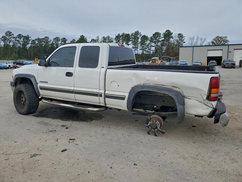 Photo 2 from auction – 2002 CHEVROLET SILVERADO with VIN 1GCHC29U42E253694