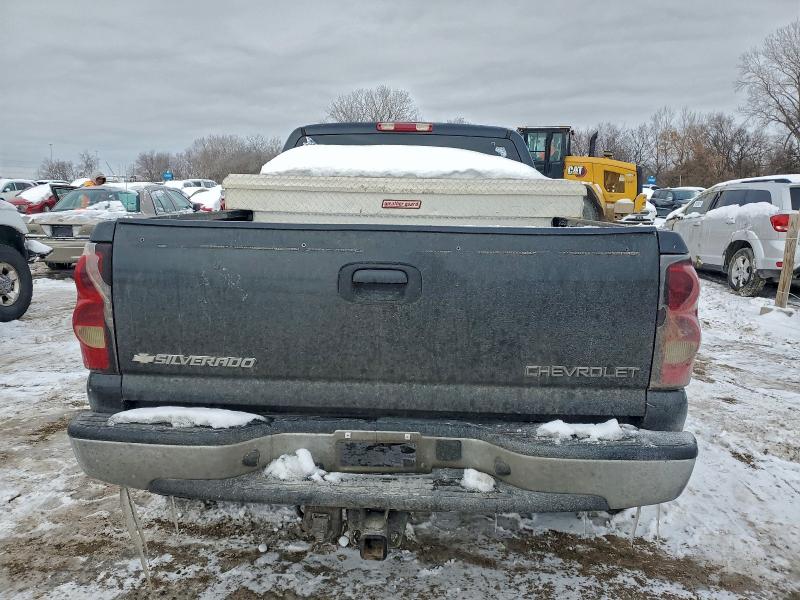 Photo 6 from auction – 2005 CHEVROLET SILVERADO with VIN 1GCEK19Z75Z263239