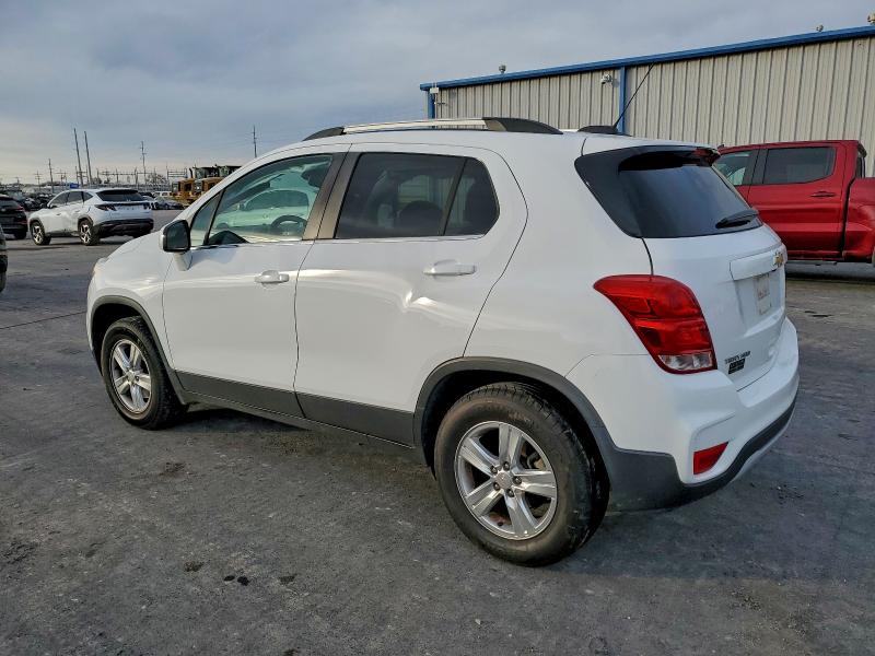 Photo 2 from auction – 2018 CHEVROLET TRAX 1LT with VIN 3GNCJPSB3JL284124