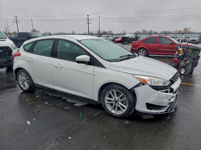 Photo 4 from auction – 2015 FORD FOCUS SE with VIN 1FADP3K25FL342232