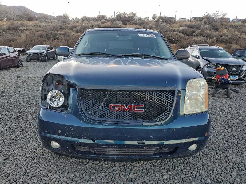 Photo 5 from auction – 2007 GMC YUKON with VIN 1GKFK13017J308776