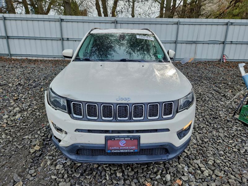 Photo 5 from auction – 2019 JEEP COMPASS with VIN 3C4NJDBB5KT683733