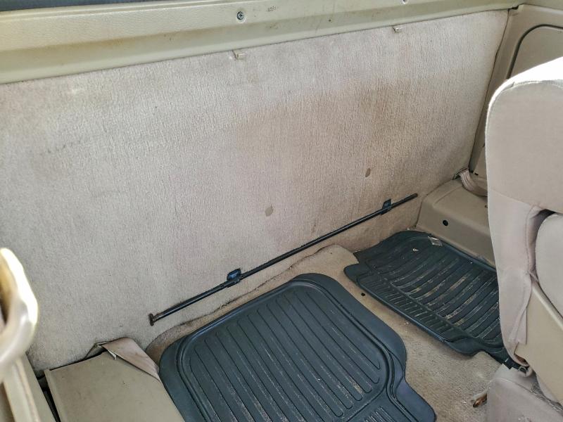 Photo 10 from auction – 2000 NISSAN FRONTIER K with VIN 1N6DD26S3YC313206