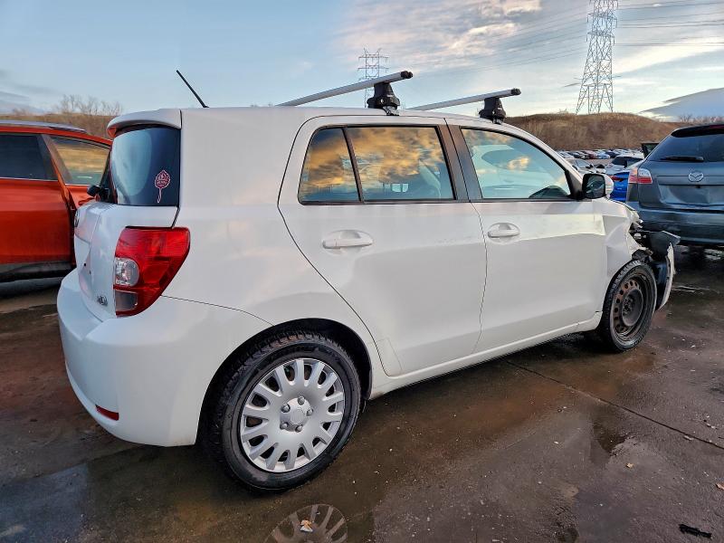 Photo 3 from auction – 2008 TOYOTA SCION XD with VIN JTKKU10428J013319